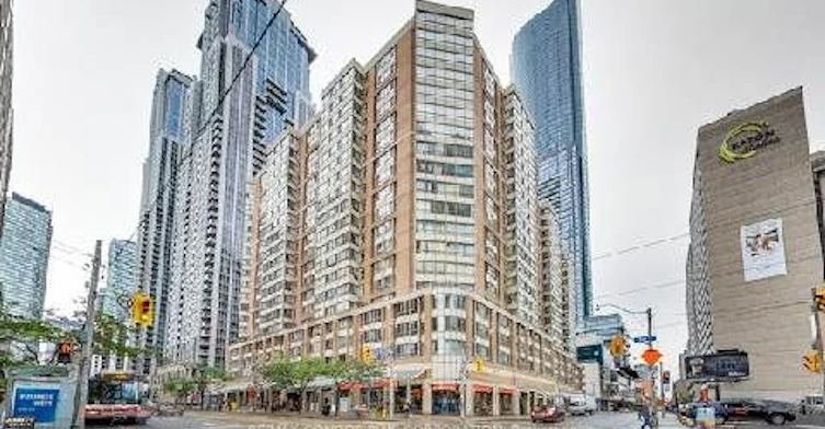 720-711 Bay Street, Toronto, ON, M5G 2J8 - 3