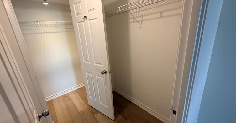 720-711 Bay Street, Toronto, ON, M5G 2J8 - 16