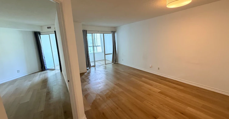 720-711 Bay Street, Toronto, ON, M5G 2J8 - 6