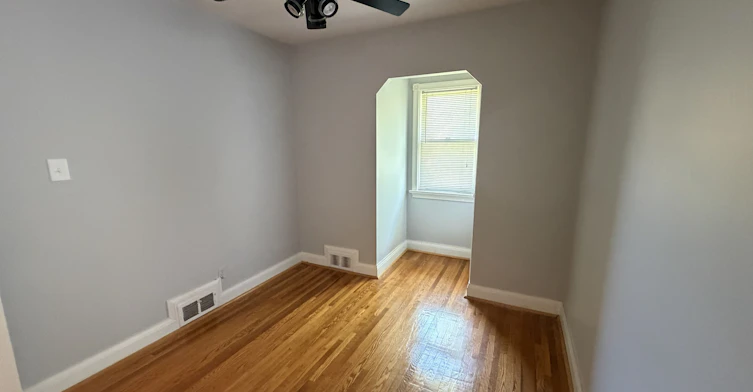 240 Joicey Boulevard, Toronto, ON, M5M 2V7 - 9