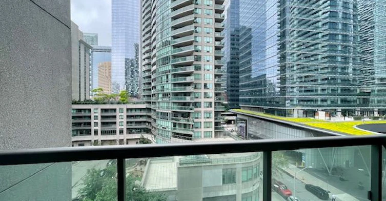 803-19 Grand Trunk Crescent, Toronto, ON, M5J 3A3 - 15