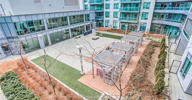 803-19 Grand Trunk Crescent, Toronto, ON, M5J 3A3 - 40