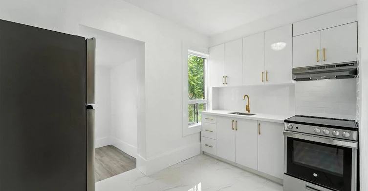Upper-1182 Ossington Avenue, Toronto, ON, M6G 3W1 - 11