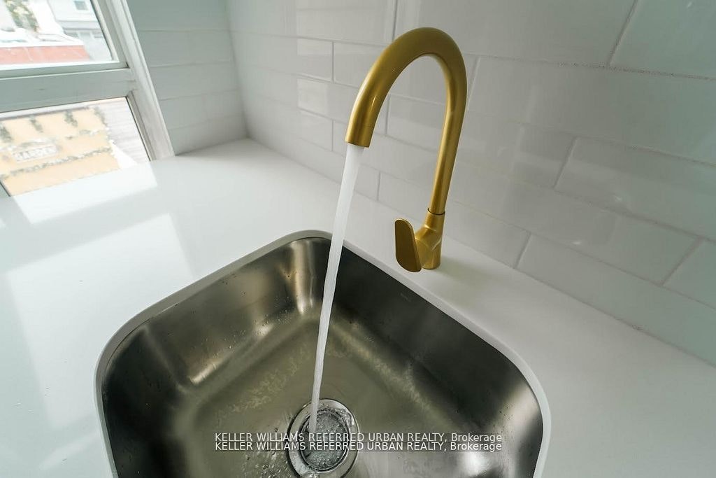 Upper-1182 Ossington Avenue, Toronto, ON, M6G 3W1 - 13