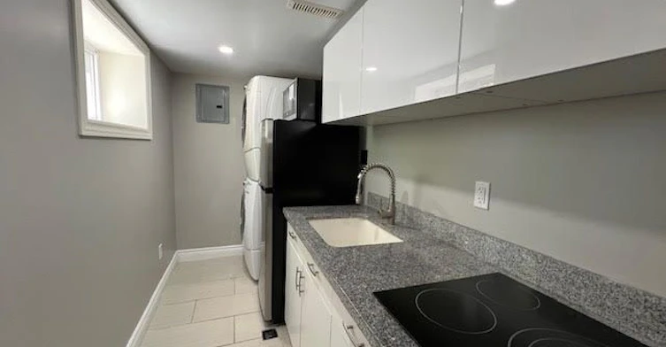 Lower-37 Kenton Drive, Toronto, ON, M2R 2H6 - 5