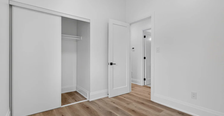 Unit 2-28 Norcross Road, Toronto, ON, M3H 2R4 - 24
