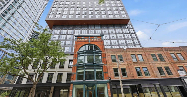 2611-100 Queen Street E, Toronto, ON, M5C 0B5 - 2