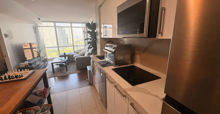 2001-15 Fort York Boulevard, Toronto, ON, M5V 3Y4 - 5