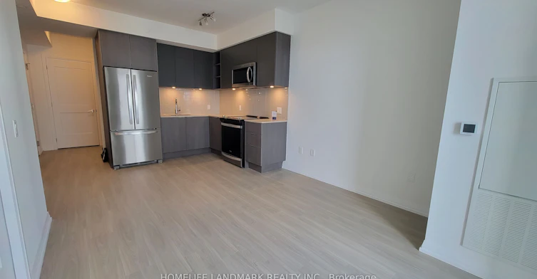 1906-25 Holly Street, Toronto, ON, M3S 0E3