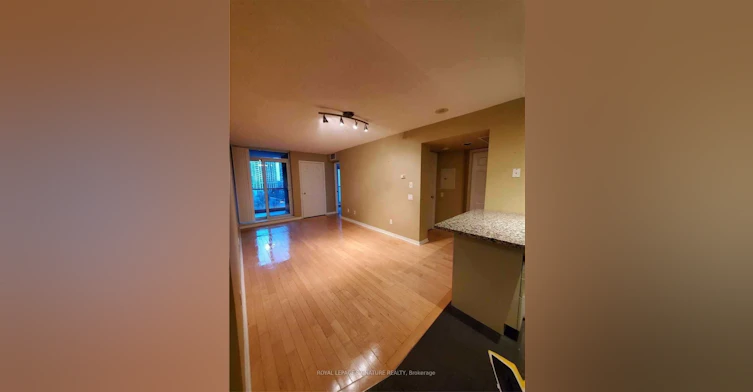 812-30 Harrison Garden Boulevard, Toronto, ON, M2N 7A9 - 3