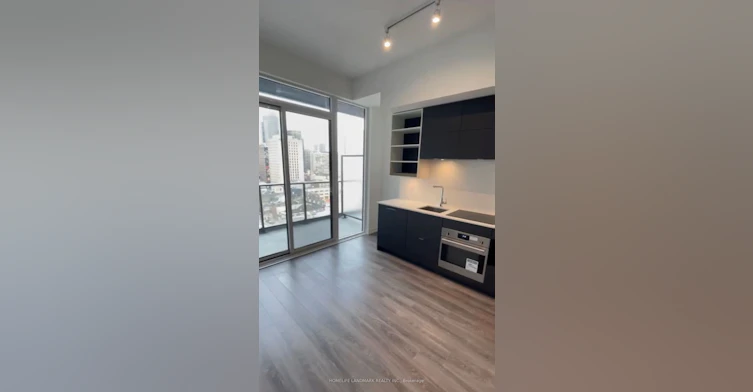 1221-20 Edward Street, Toronto, ON, M5G 1C9 - 5
