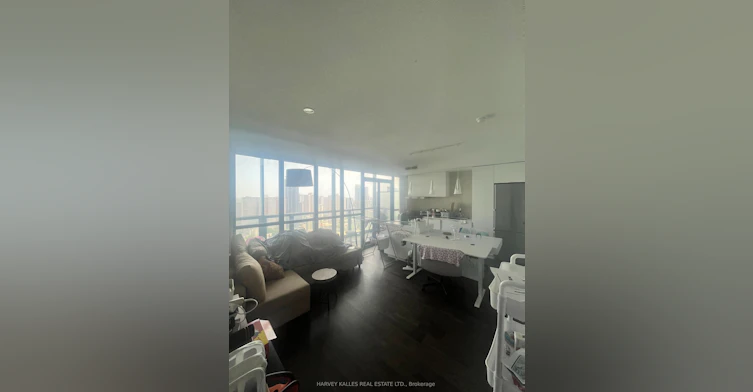 2611-101 Charles Street E, Toronto, ON, M4Y 0A9 - 3