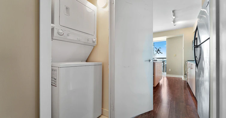 1011-80 Western Battery Road, Toronto, ON, M6K 3S1 - 9