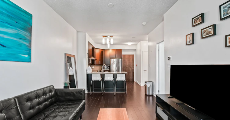 2304-18 Harbour Street, Toronto, ON, M5J 2Z6 - 9