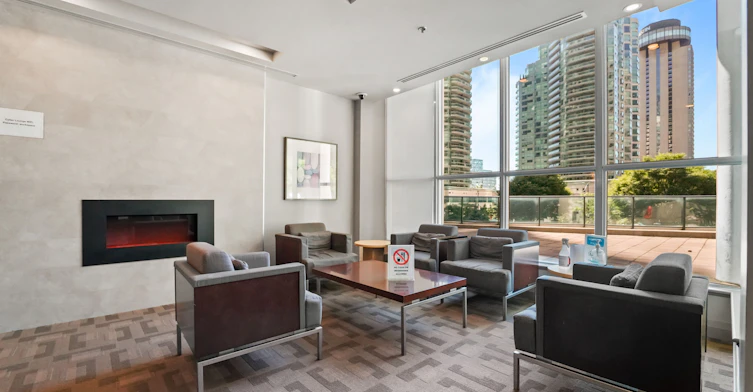 2304-18 Harbour Street, Toronto, ON, M5J 2Z6 - 25