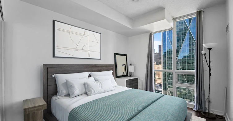 2304-18 Harbour Street, Toronto, ON, M5J 2Z6 - 11