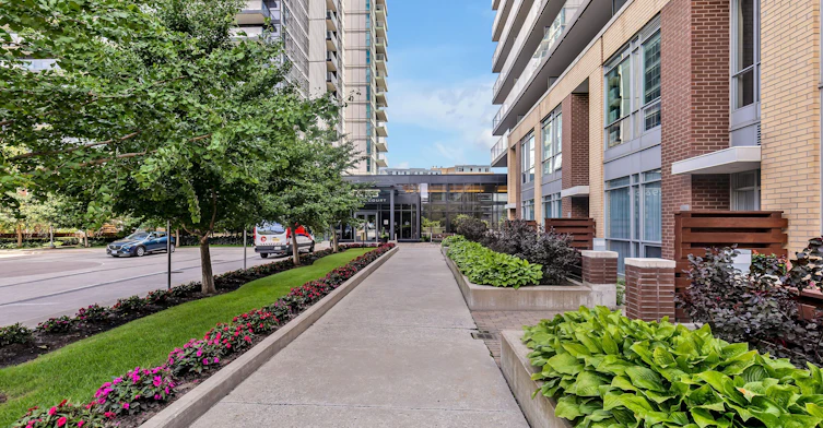 2508-29 Singer Court, Toronto, ON, M2K 0B3 - 4