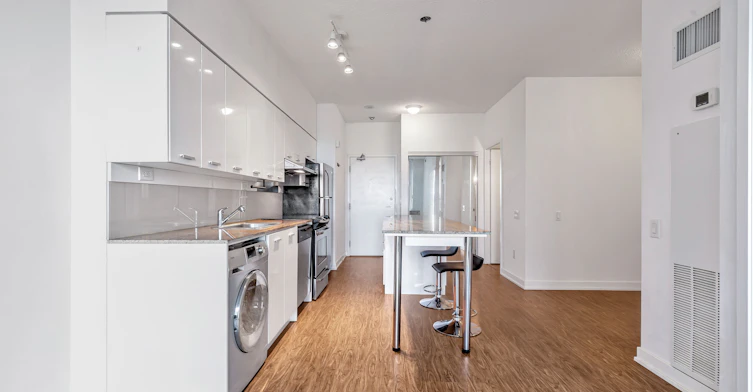 2508-29 Singer Court, Toronto, ON, M2K 0B3 - 5