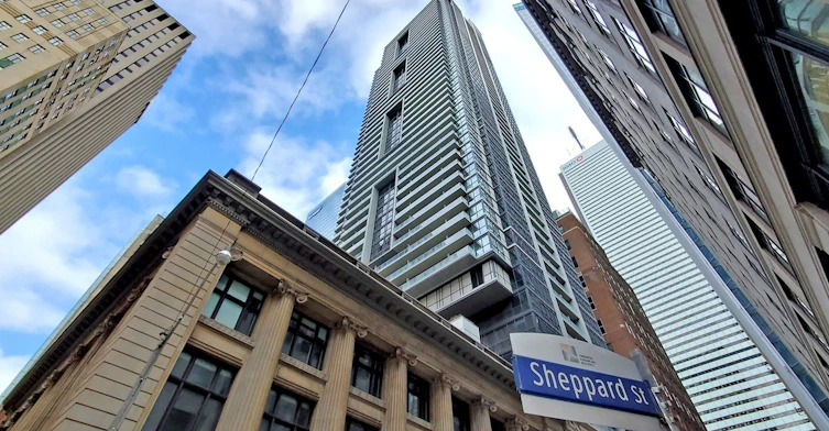 903-70 Temperance Street, Toronto, ON, M5H 0B1 - 3