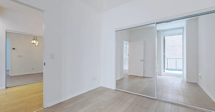 903-70 Temperance Street, Toronto, ON, M5H 0B1 - 11