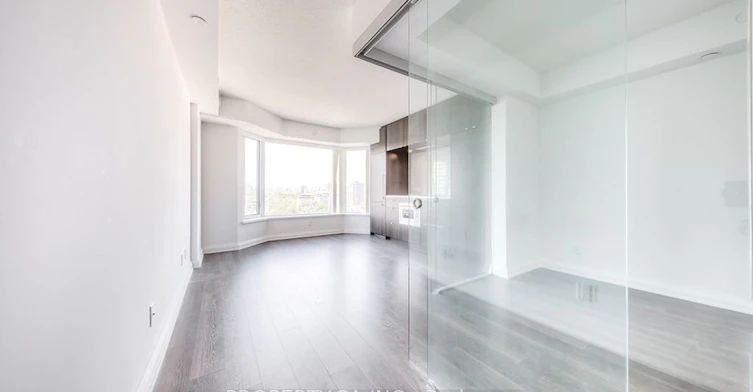 1520-155 Yorkville Avenue, Toronto, ON, M5R 1C4 - 5