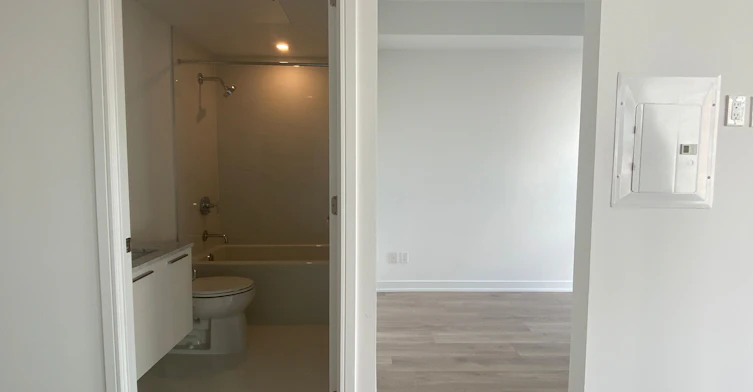 901-3 Gloucester Street, Toronto, ON, M4Y 0C6 - 14
