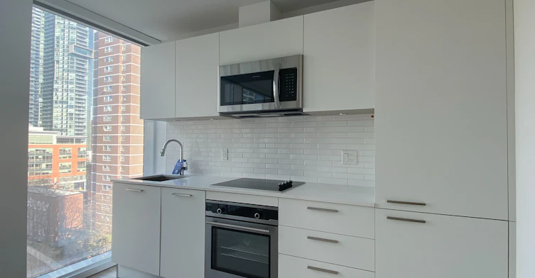 901-3 Gloucester Street, Toronto, ON, M4Y 0C6 - 4
