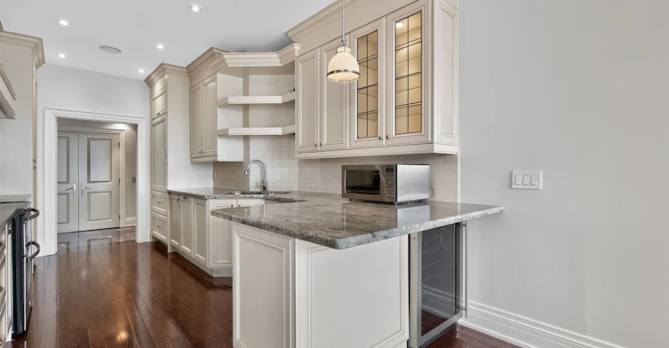 PH1-1166 Bay Street, Toronto, ON, M5S 2X8 - 21