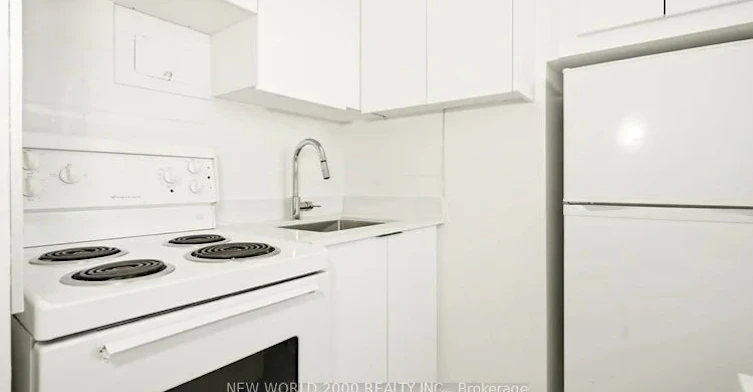1002-88 Bernard Avenue, Toronto, ON, M5R 1R7 - 12