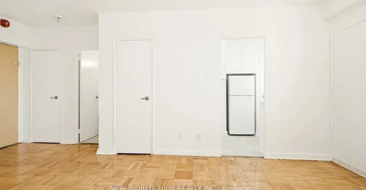 1002-88 Bernard Avenue, Toronto, ON, M5R 1R7 - 8