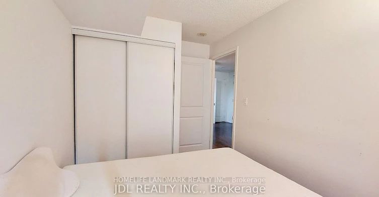307-11 St Joseph Street, Toronto, ON, M4Y 3G4 - 4