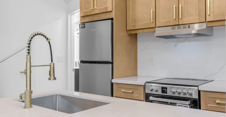 1A-1 Bellwoods Park, Toronto, ON, M6J 1S4 - 7