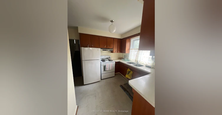 150 Tulane Crescent, Toronto, ON, M3A 2C3 - 2