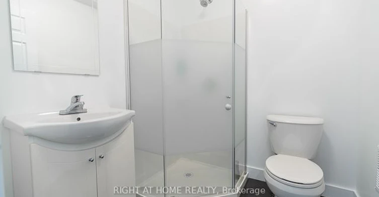 131 Banff Road, Toronto, ON, M4P 2P6 - 12