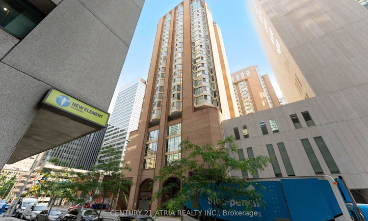 1402-55 Centre Avenue