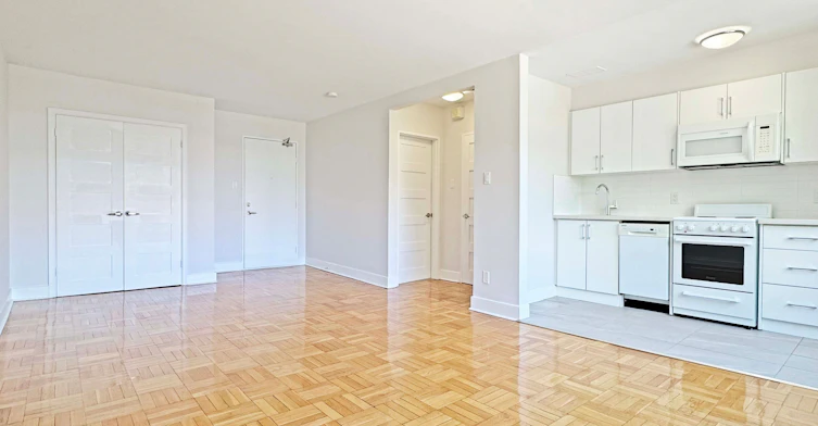 204-1545 Bathurst Street, Toronto, ON, M5P 3H6 - 3