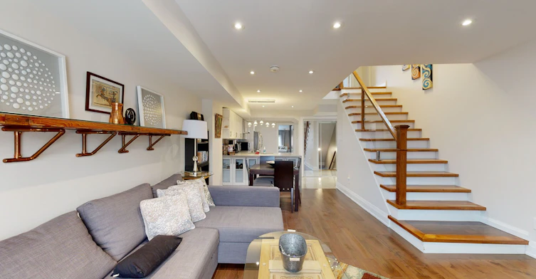 Upper-635 Christie Street, Toronto, ON, M6G 3E6 - 3