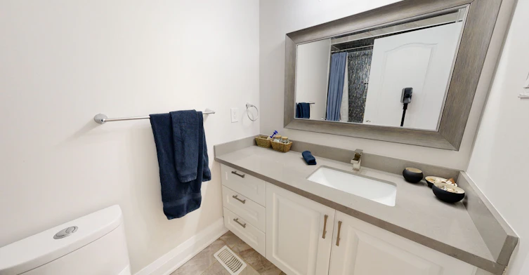 Upper-635 Christie Street, Toronto, ON, M6G 3E6 - 17