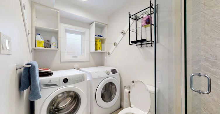 Upper-635 Christie Street, Toronto, ON, M6G 3E6 - 12