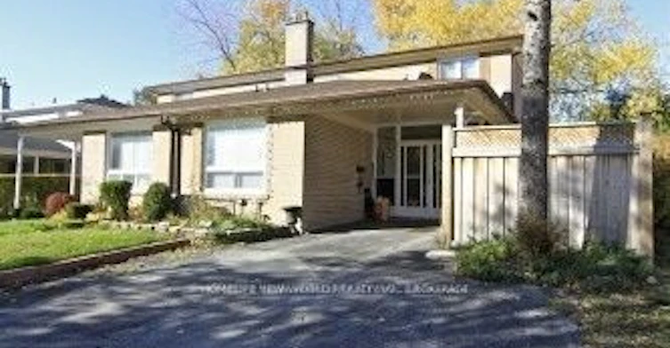54 Painswick Crescent, Toronto, ON, M2J 3M6