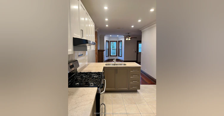 #2-2 Afton Avenue, Toronto, ON, M6J 1R7 - 7