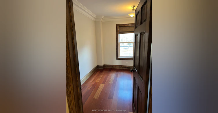 #2-2 Afton Avenue, Toronto, ON, M6J 1R7 - 12