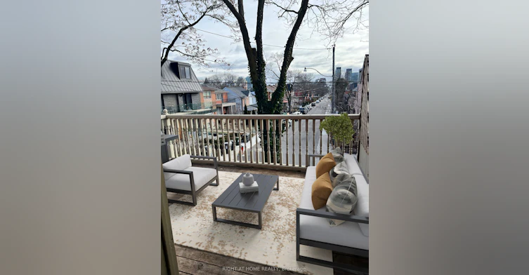 #2-2 Afton Avenue, Toronto, ON, M6J 1R7 - 27