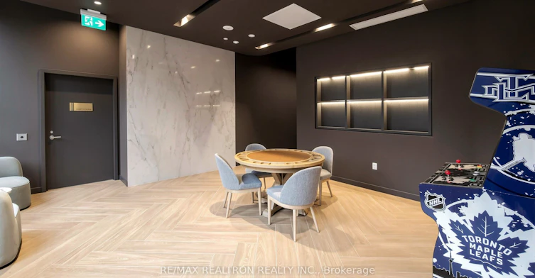 2110-634 Church Street, Toronto, ON, M4Y 2G3 - 24