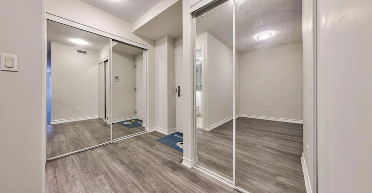 610-761 Bay Street, Toronto, ON, M5G 2R2 - 26