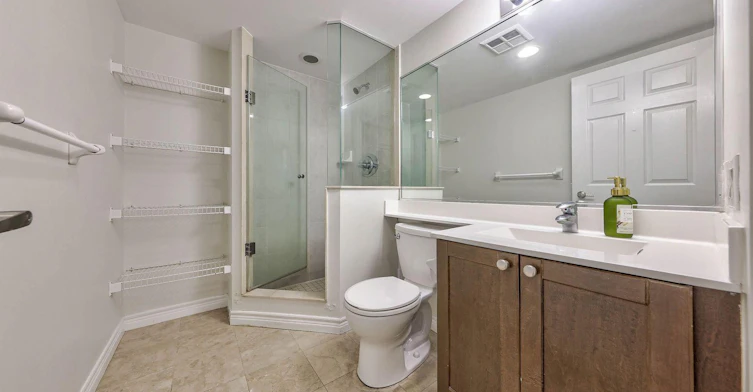 610-761 Bay Street, Toronto, ON, M5G 2R2 - 30