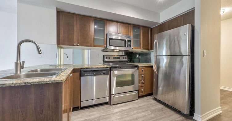 610-761 Bay Street, Toronto, ON, M5G 2R2 - 22