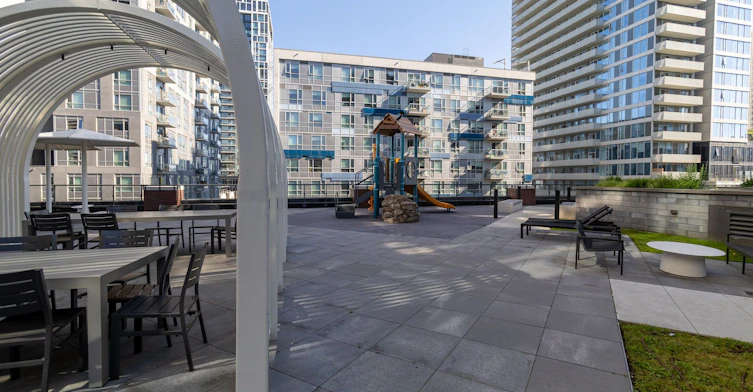 922-35 Tubman Avenue, Toronto, ON, M5A 0T1 - 18