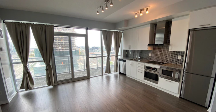 1913-352 Front Street W, Toronto, ON, M5V 0K3 - 3