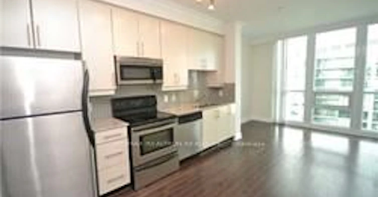 3806-16 Harbour Street, Toronto, ON, M5J 2Z7 - 4